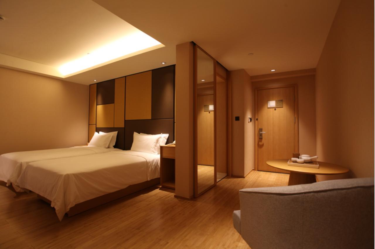 Ji Hotel Shanghai Kangqiao Xiuyan Road Eksteriør bilde